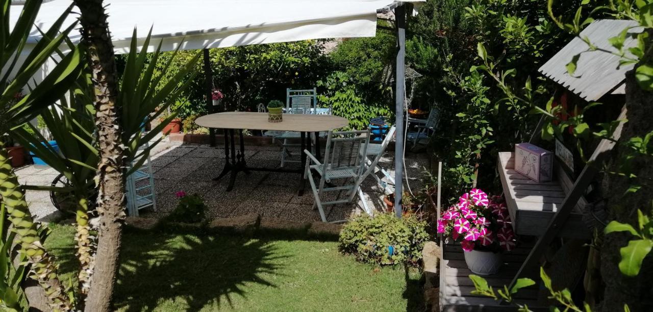 La Porta Sulla Costa Bed & Breakfast San Pantaleo Ngoại thất bức ảnh