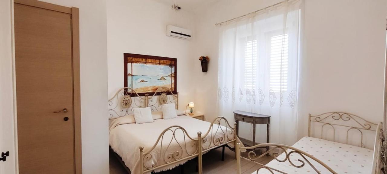 La Porta Sulla Costa Bed & Breakfast San Pantaleo Ngoại thất bức ảnh
