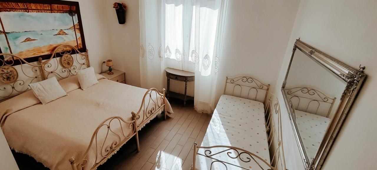 La Porta Sulla Costa Bed & Breakfast San Pantaleo Ngoại thất bức ảnh