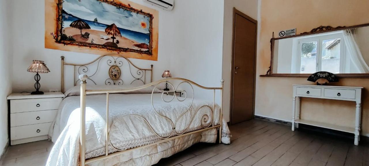 La Porta Sulla Costa Bed & Breakfast San Pantaleo Ngoại thất bức ảnh
