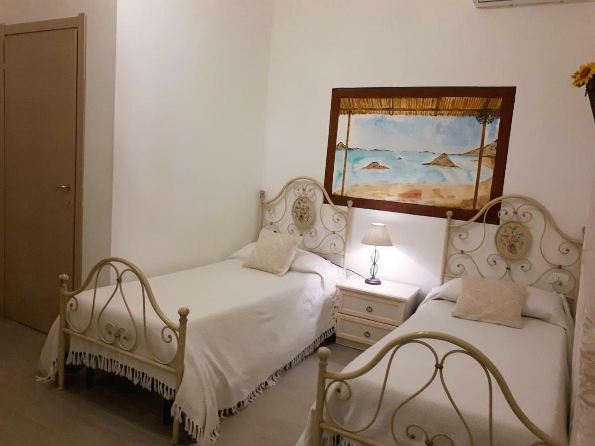 La Porta Sulla Costa Bed & Breakfast San Pantaleo Ngoại thất bức ảnh